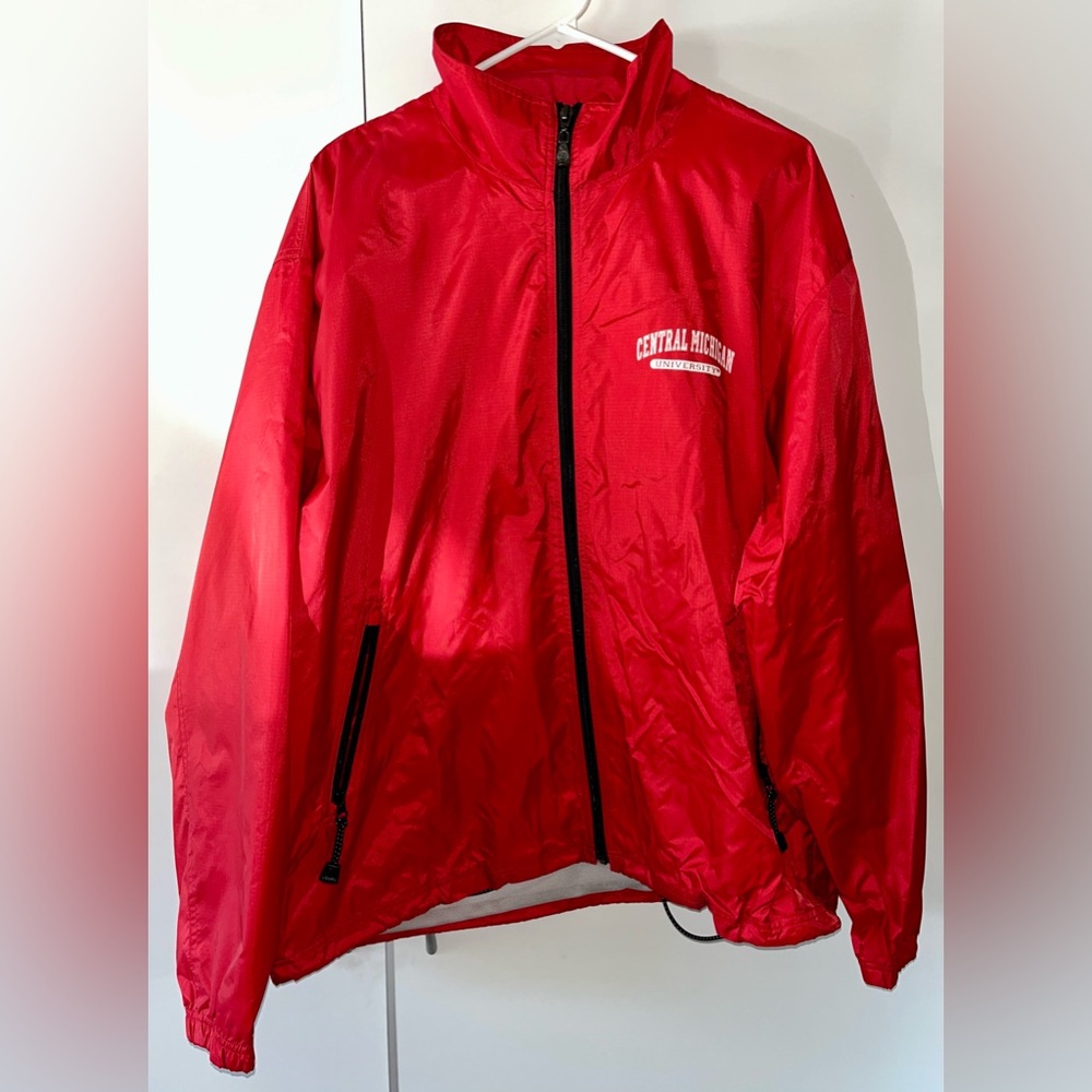 Central Michigan University Men’s Size Large Red Windbreaker - PERFECT COND.